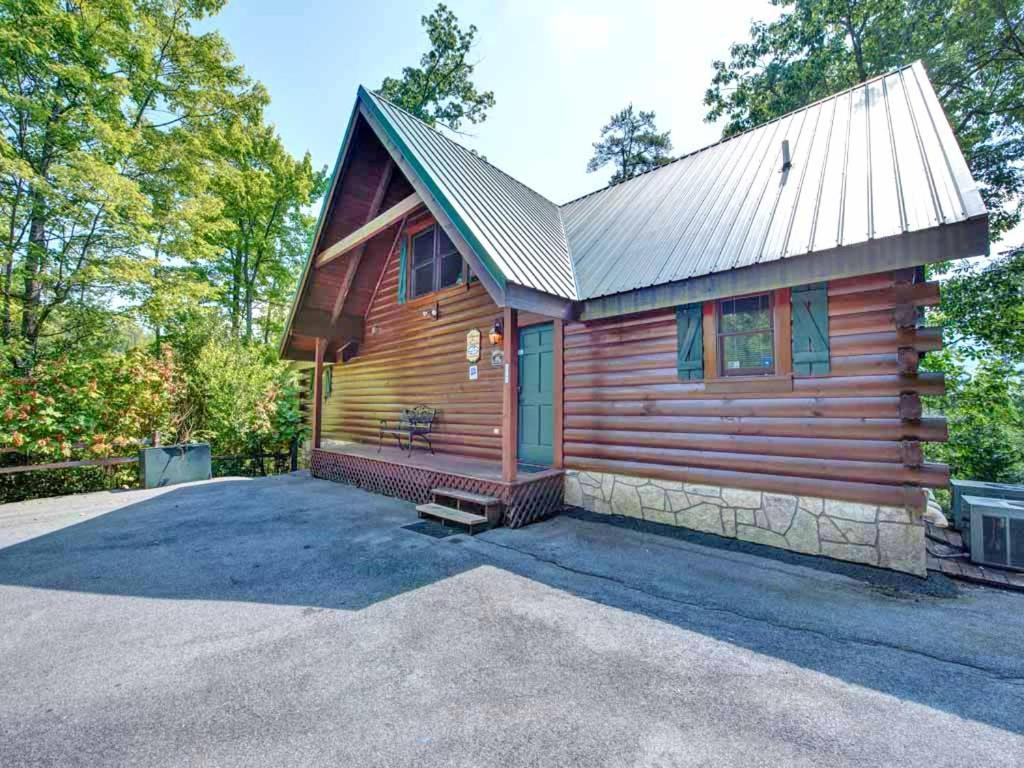 Above The Clouds, 4 Bedrooms, Pool Access, Private, Gaming, Sleeps 16 Gatlinburg Exterior photo