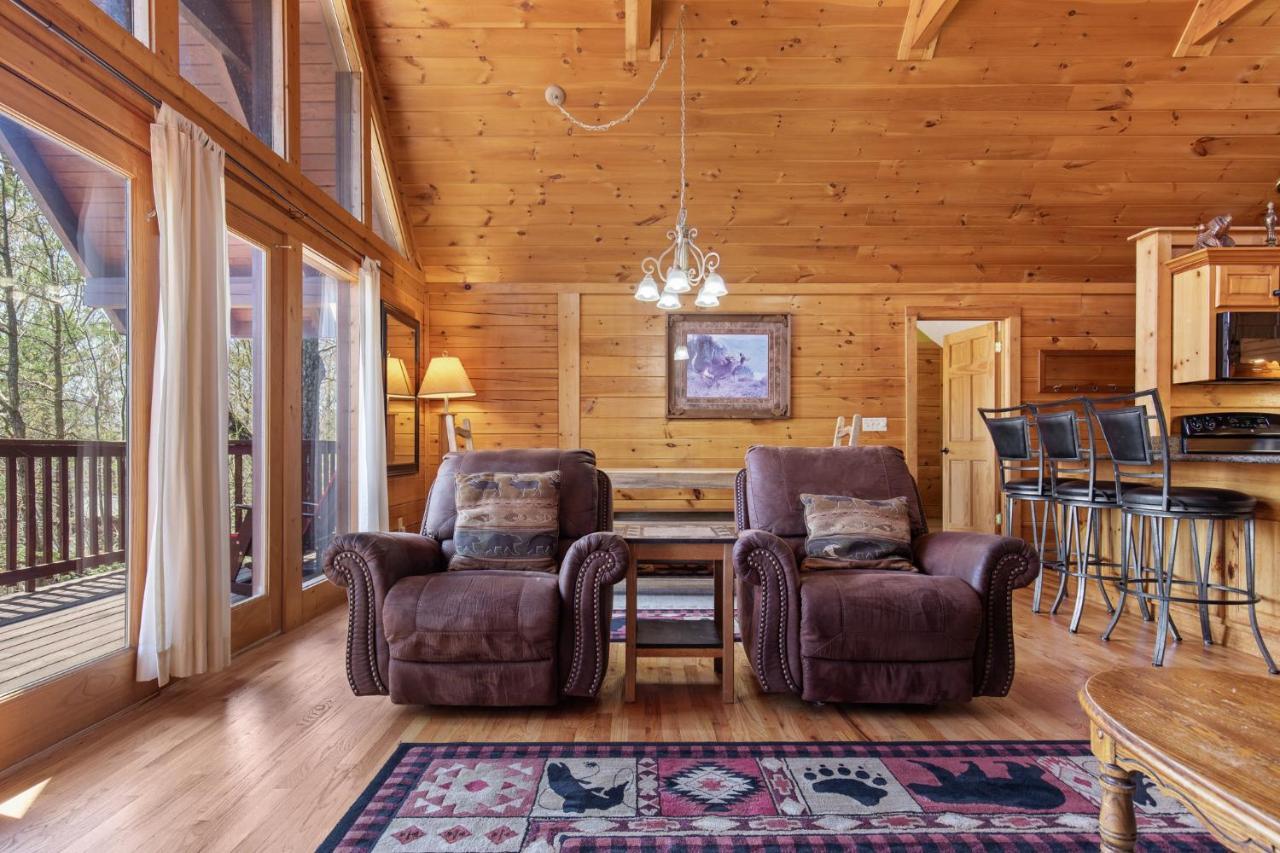 Above The Clouds, 4 Bedrooms, Pool Access, Private, Gaming, Sleeps 16 Gatlinburg Exterior photo