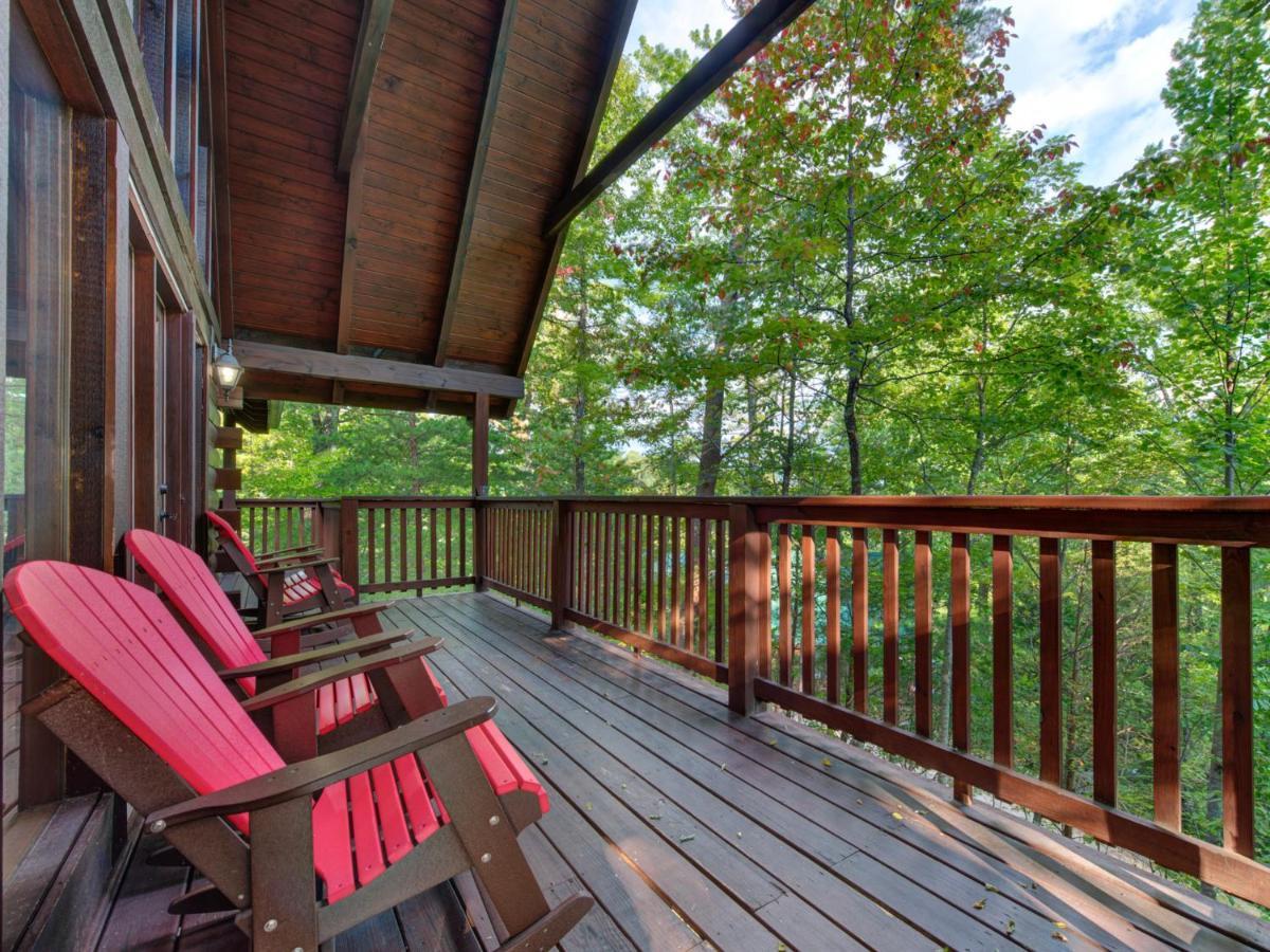 Above The Clouds, 4 Bedrooms, Pool Access, Private, Gaming, Sleeps 16 Gatlinburg Exterior photo