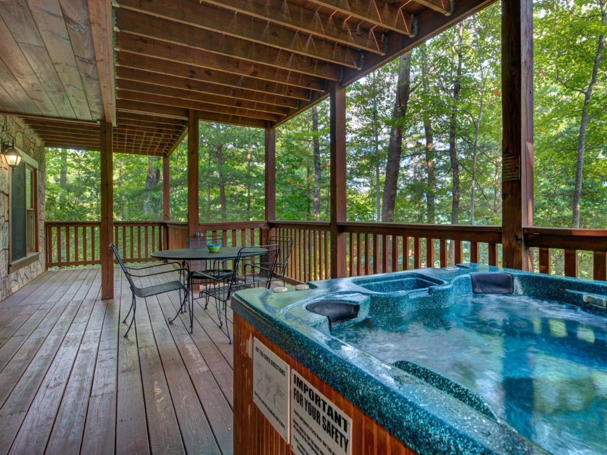 Above The Clouds, 4 Bedrooms, Pool Access, Private, Gaming, Sleeps 16 Gatlinburg Exterior photo