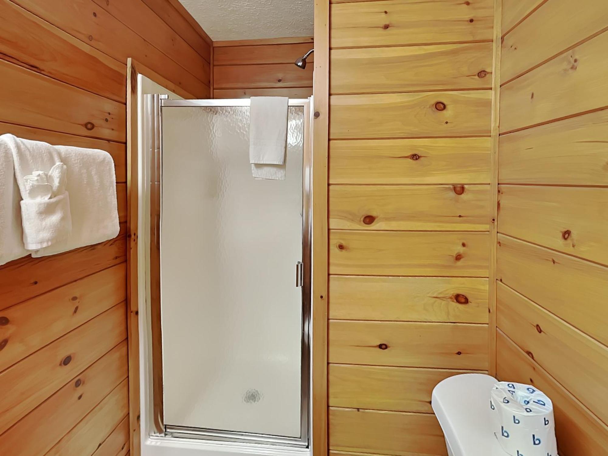 Above The Clouds, 4 Bedrooms, Pool Access, Private, Gaming, Sleeps 16 Gatlinburg Exterior photo