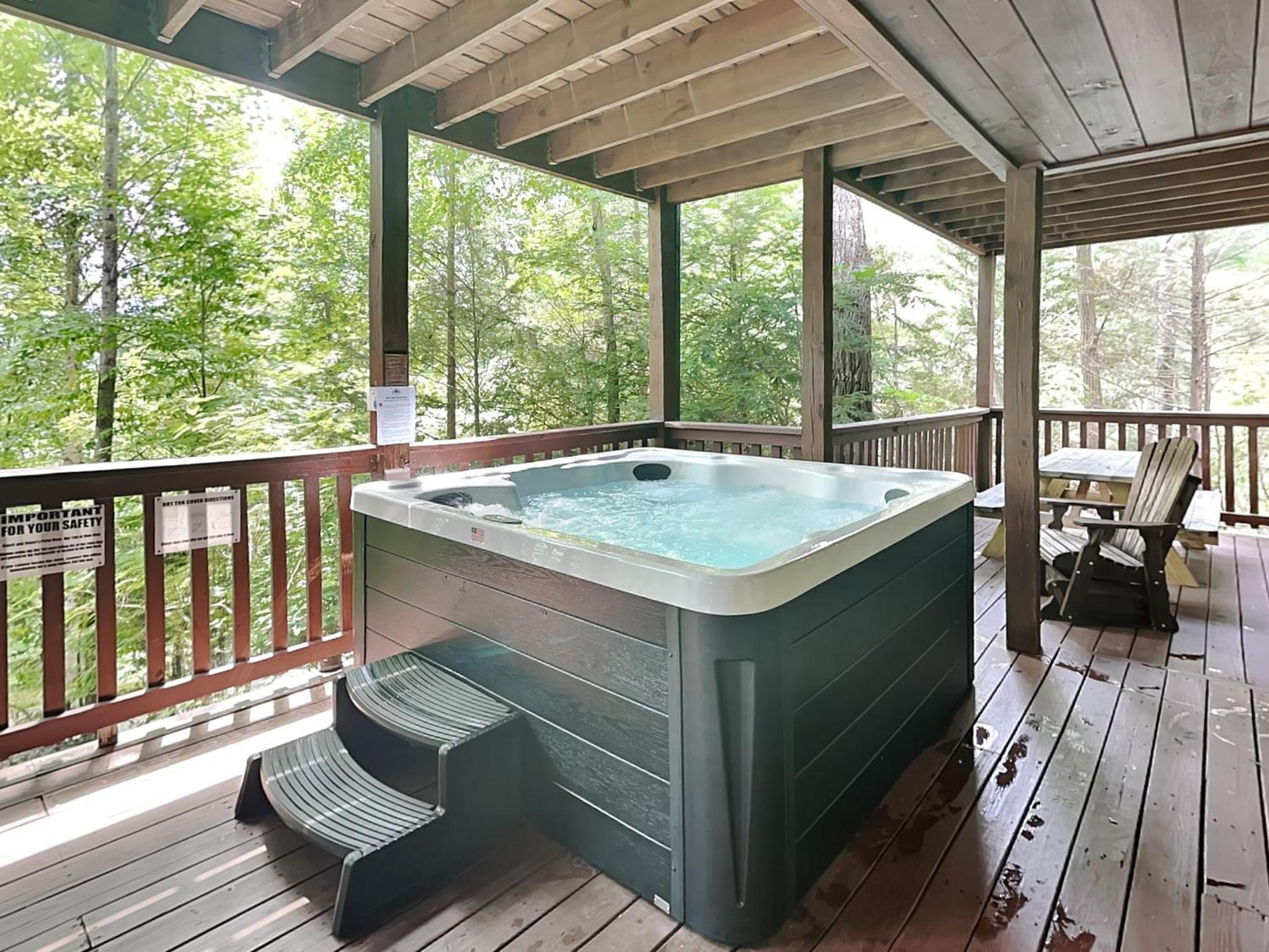 Above The Clouds, 4 Bedrooms, Pool Access, Private, Gaming, Sleeps 16 Gatlinburg Exterior photo